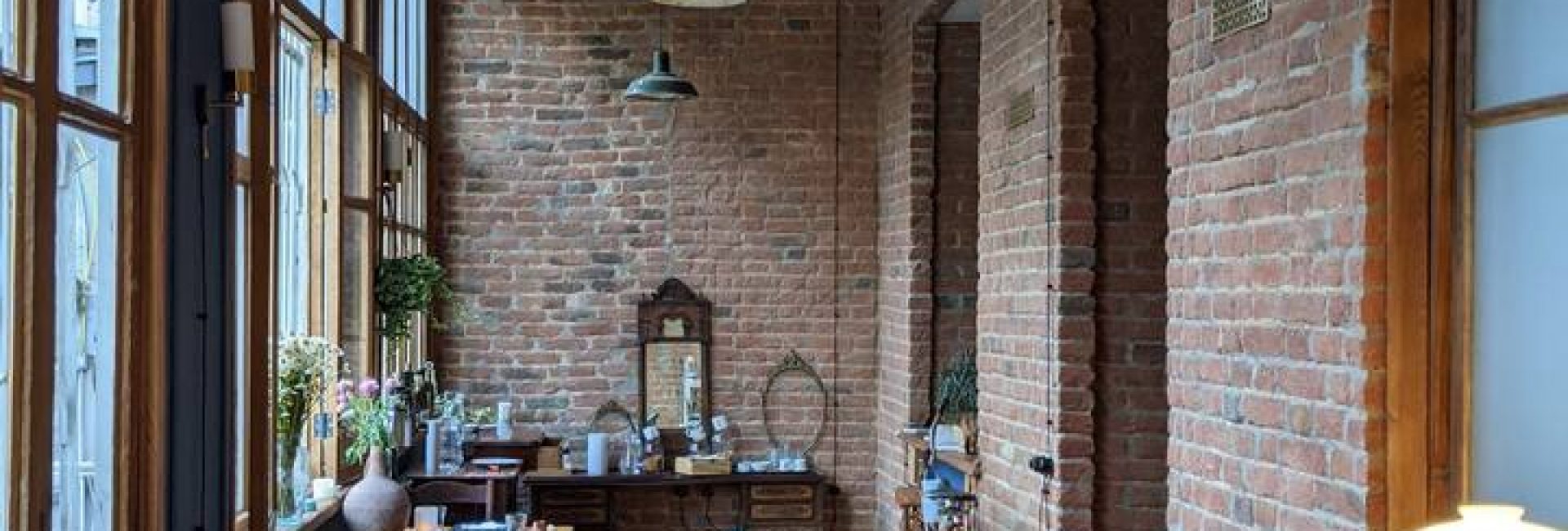 Entire Historical 1910 Apartment