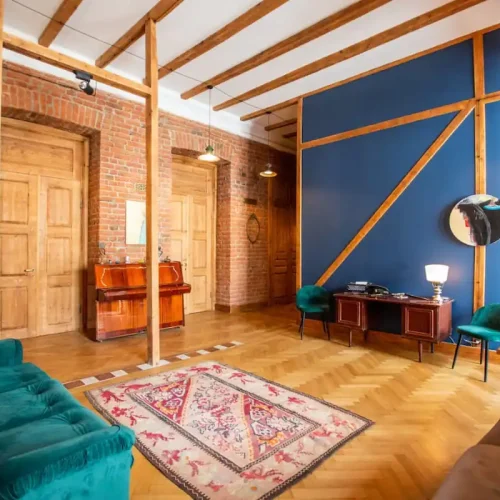 Entire Historical 1910 Apartment