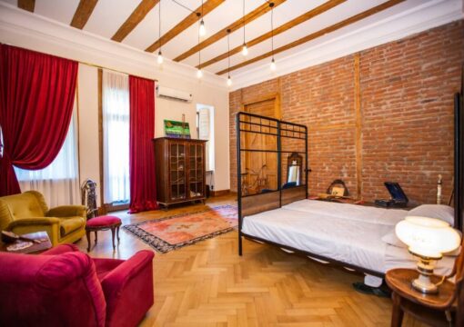 Music Hall🎺 1 Bed Room+living area+balcony 35 Sqm